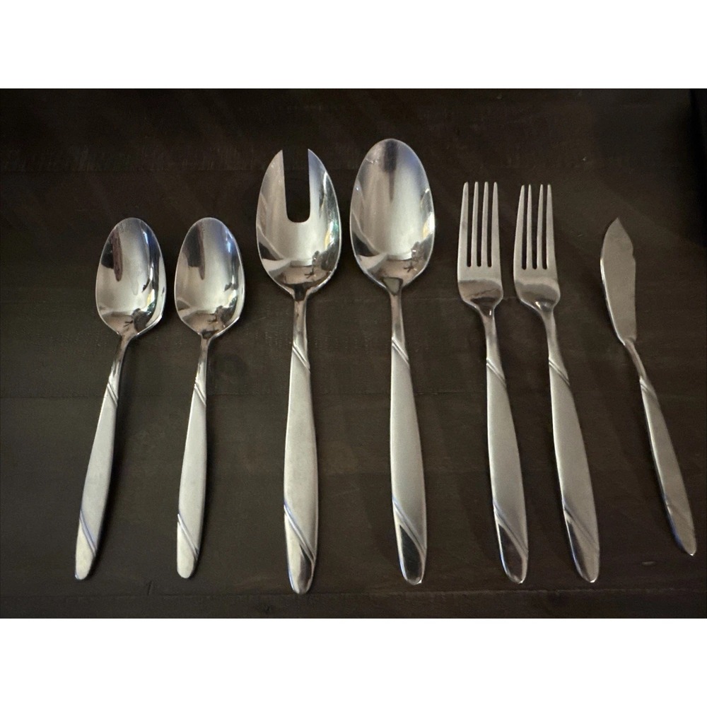 Oneida RISOTTO Stainless‎ Glossy & Frosted 18/10 Silverware 7 Pc Assorted